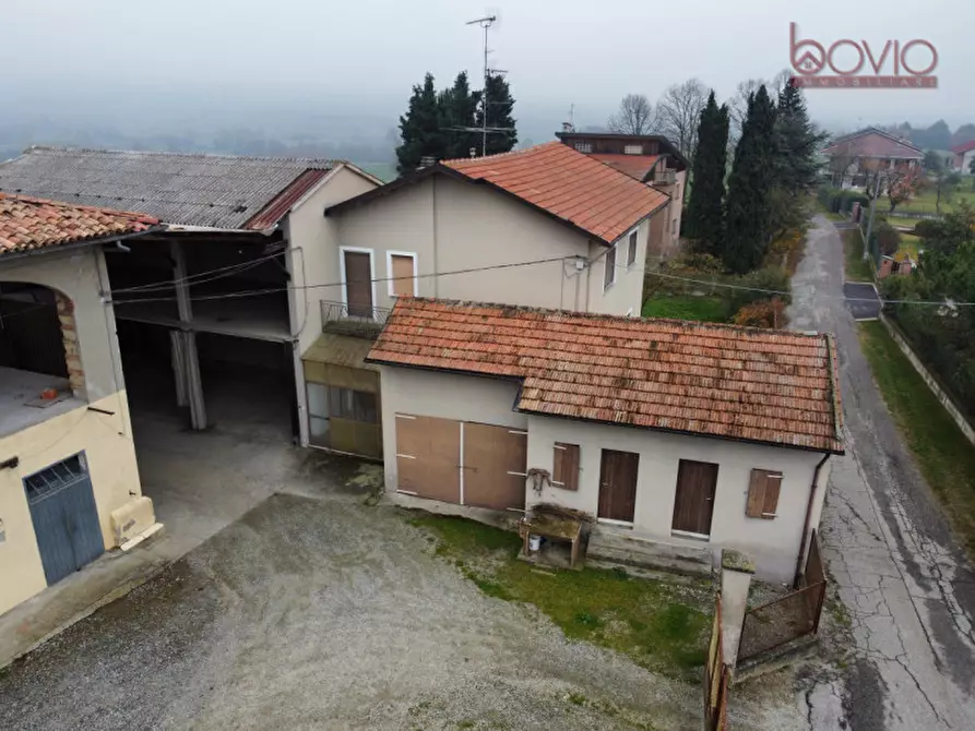 Immagine 9 di Rustico / casale in vendita  in Via Indipendenza 21 a Cerrina