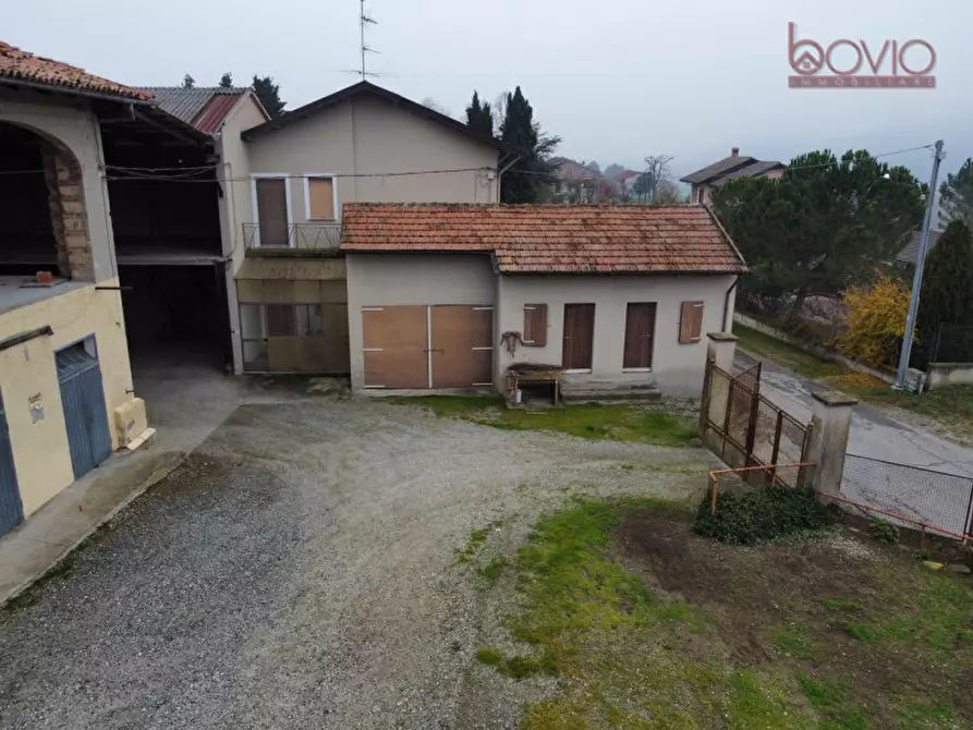 Immagine 10 di Rustico / casale in vendita  in Via Indipendenza 21 a Cerrina