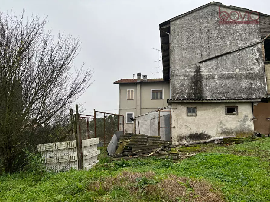 Immagine 28 di Rustico / casale in vendita  in Via Indipendenza 21 a Cerrina
