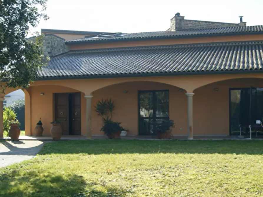 Immagine 6 di Villa in vendita  a San Miniato