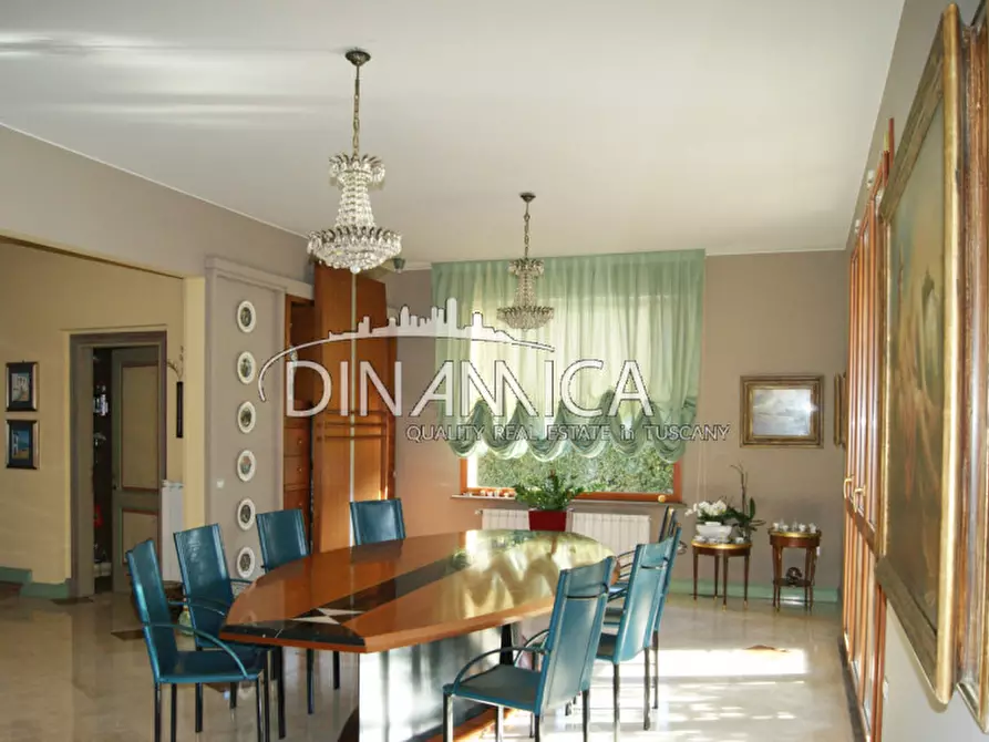 Immagine 16 di Villa in vendita  a San Miniato