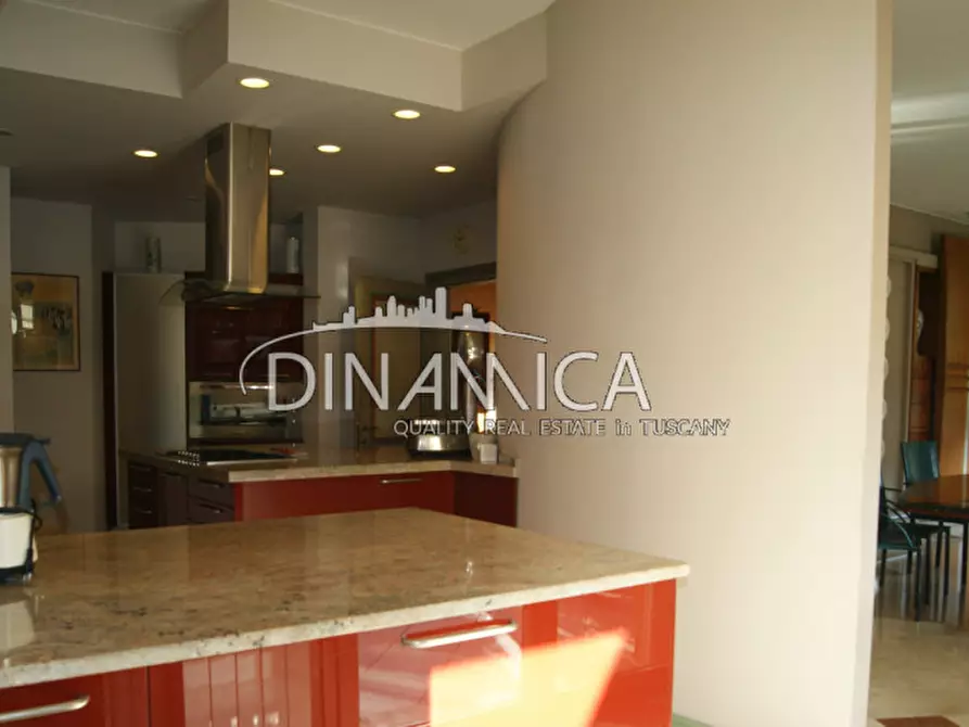 Immagine 17 di Villa in vendita  a San Miniato