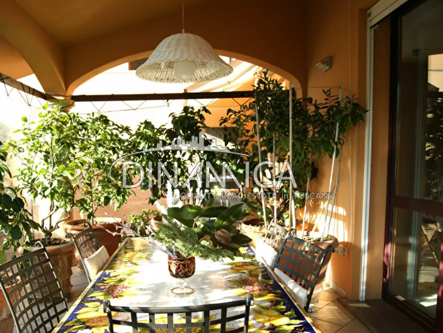 Immagine 20 di Villa in vendita  a San Miniato