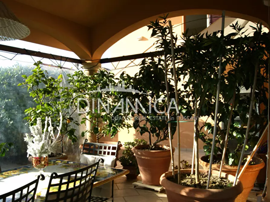 Immagine 22 di Villa in vendita  a San Miniato