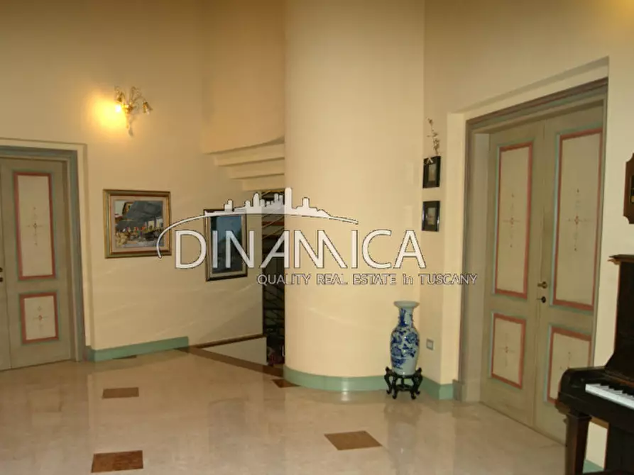 Immagine 33 di Villa in vendita  a San Miniato