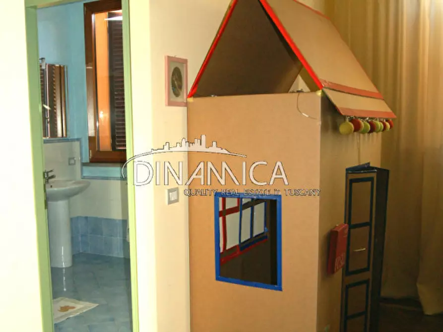 Immagine 42 di Villa in vendita  a San Miniato