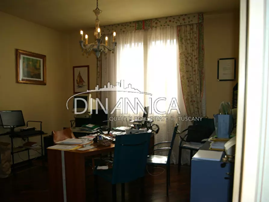 Immagine 43 di Villa in vendita  a San Miniato