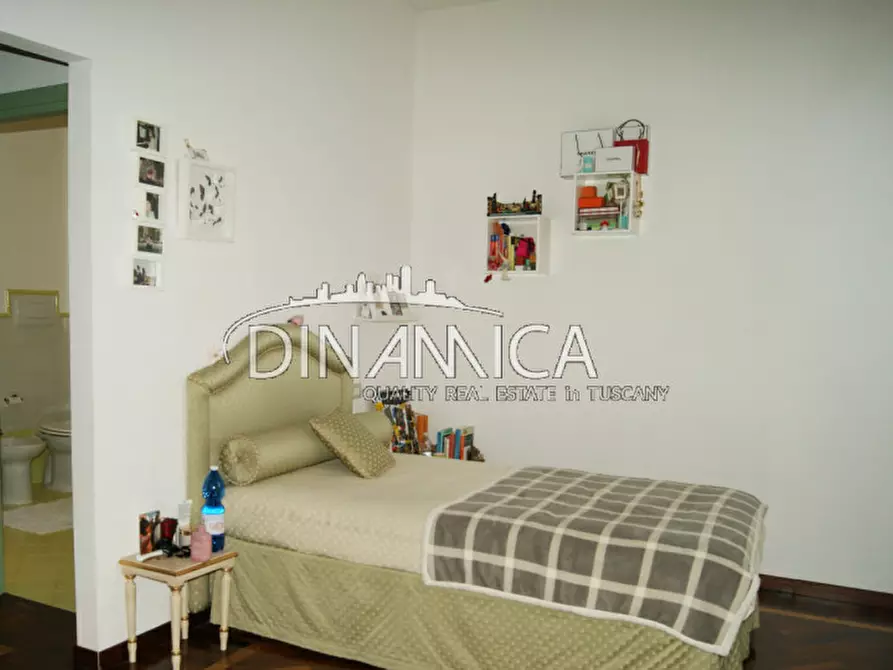 Immagine 46 di Villa in vendita  a San Miniato