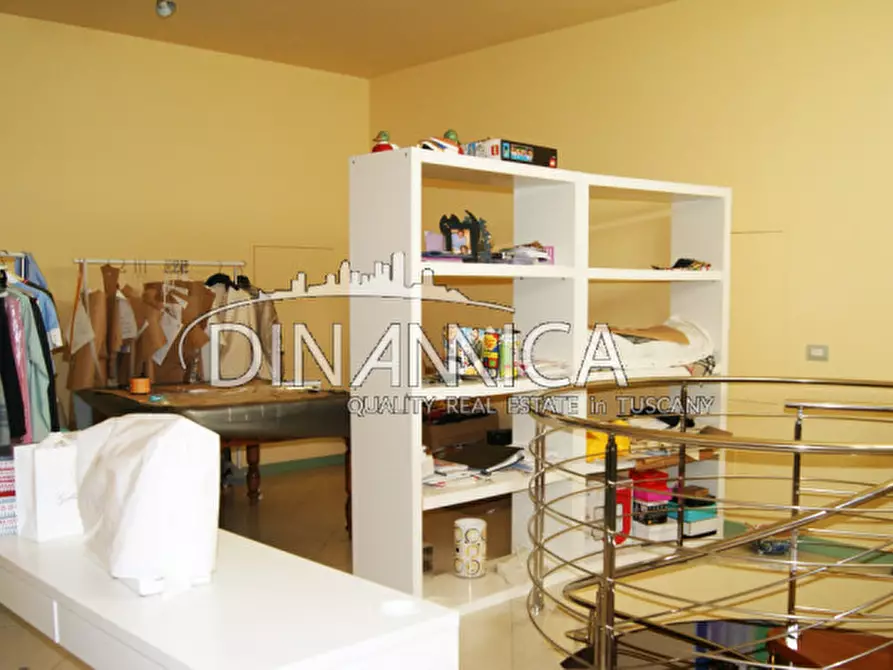 Immagine 48 di Villa in vendita  a San Miniato