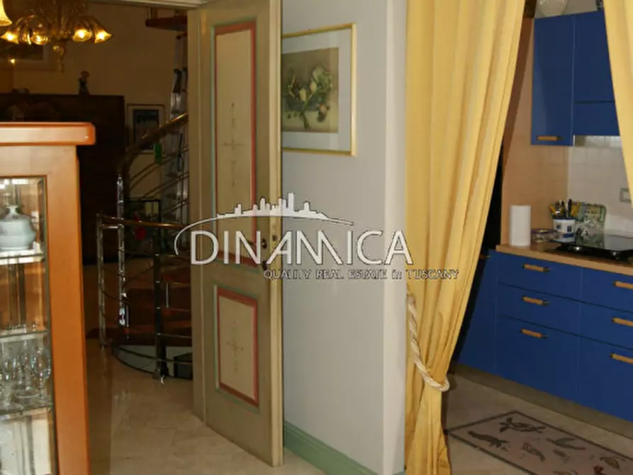 Immagine 50 di Villa in vendita  a San Miniato