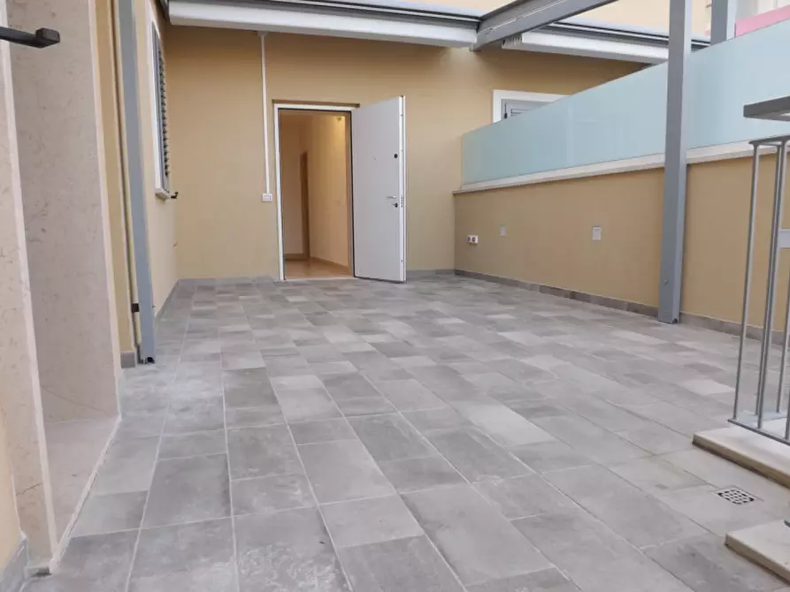 Immagine 3 di Attico in vendita  a Senigallia