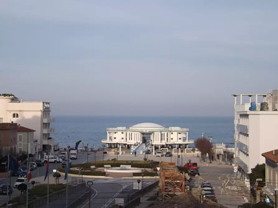 Immagine 5 di Attico in vendita  a Senigallia