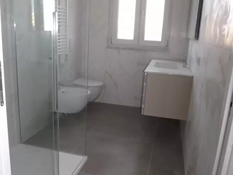 Immagine 16 di Attico in vendita  a Senigallia