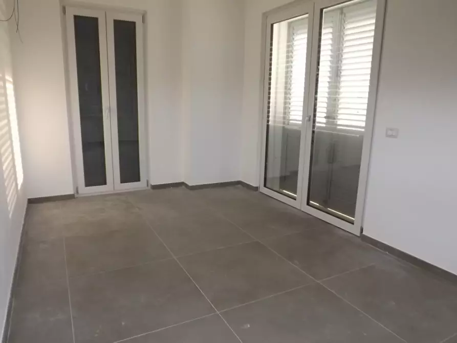 Immagine 19 di Attico in vendita  a Senigallia