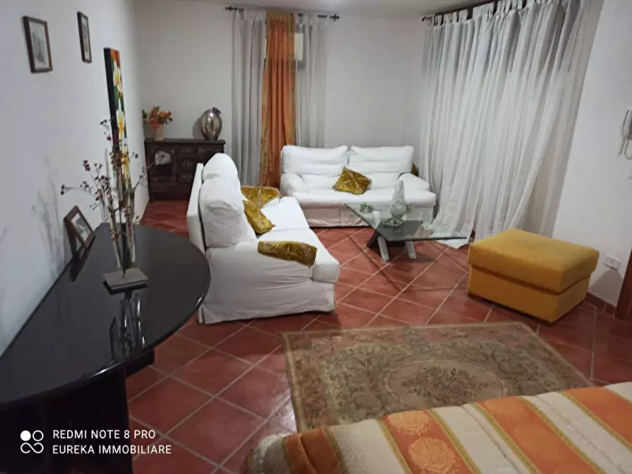 Immagine 5 di Villa in vendita  in Via Roma a Castiglione Del Lago