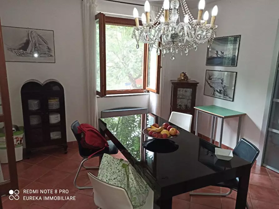 Immagine 6 di Villa in vendita  in Via Roma a Castiglione Del Lago