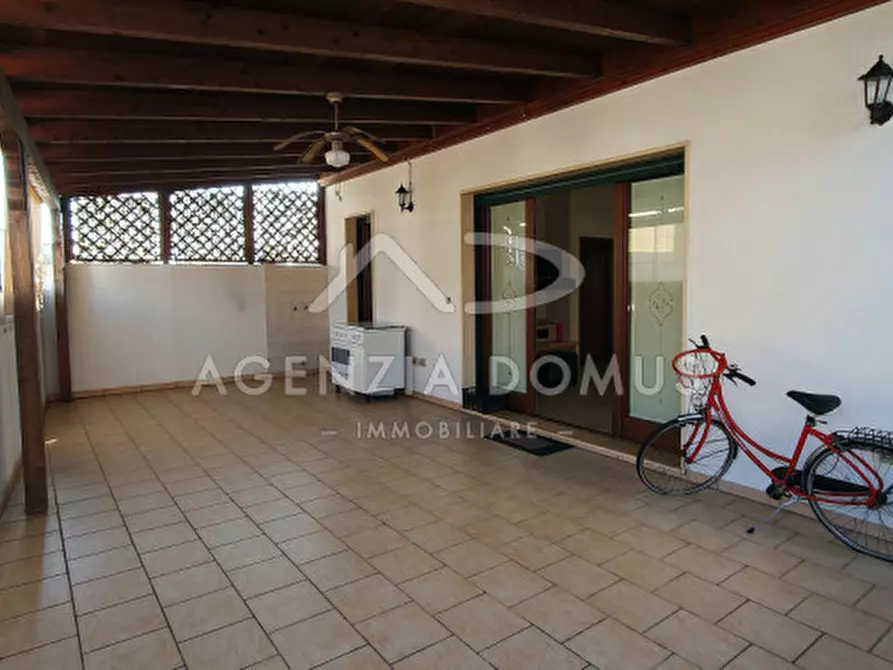 Immagine 14 di Casa indipendente in vendita  in Via Bengasi a Racale