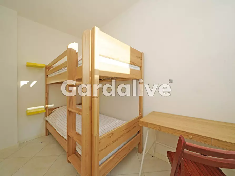 Immagine 7 di Appartamento in vendita  in Viale Ugo Foscolo, 134 a Toscolano-Maderno