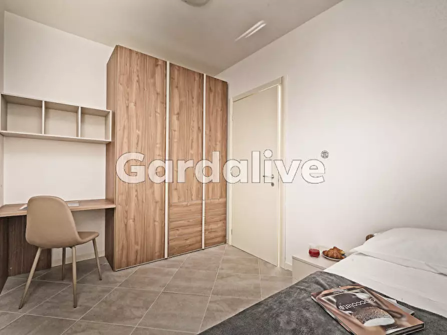 Immagine 9 di Appartamento in vendita  in Viale Ugo Foscolo, 134 a Toscolano-Maderno