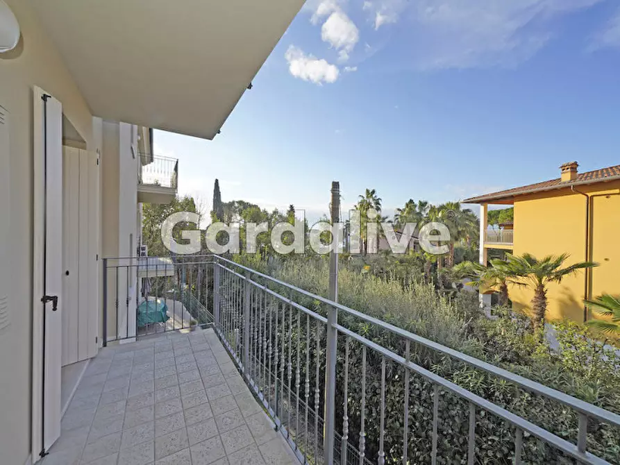 Immagine 4 di Appartamento in vendita  in Viale Ugo Foscolo, 134 a Toscolano-Maderno