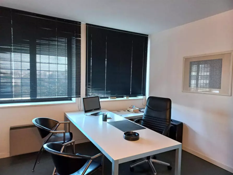 Immagine 3 di Laboratorio in vendita  in VIA MEUCCI a Arcugnano