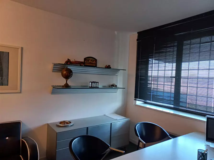 Immagine 4 di Laboratorio in vendita  in VIA MEUCCI a Arcugnano