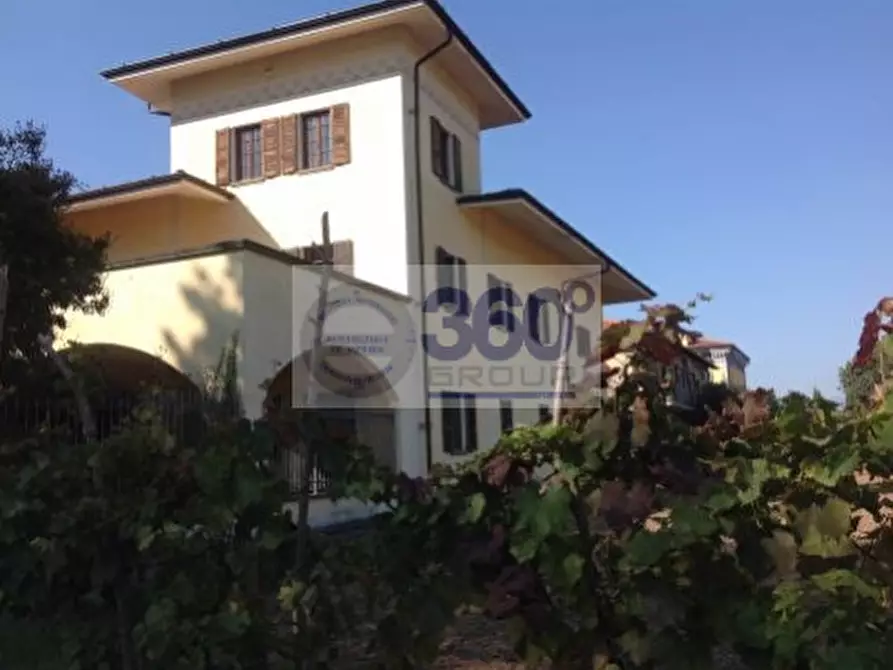 Immagine 1 di Villa in vendita  in Via Cologne a Chiari