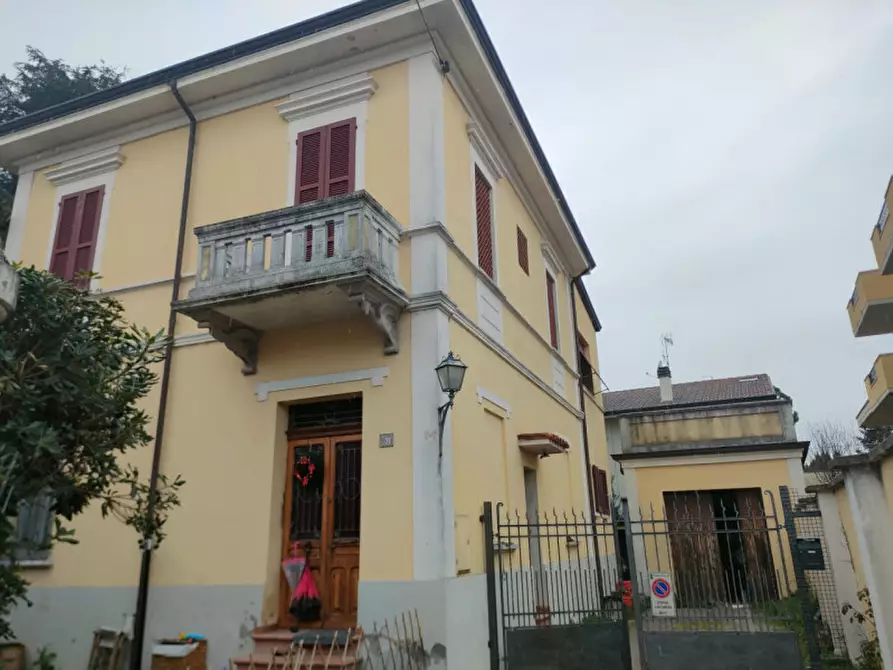 Immagine 1 di Appartamento in vendita  in viale gramsci a Cesena