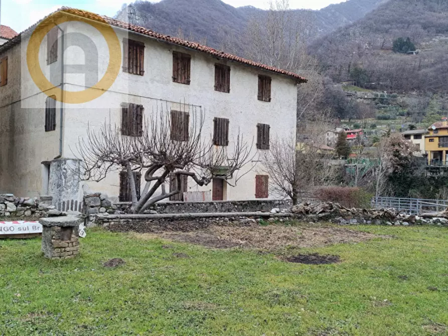 Immagine 3 di Rustico / casale in vendita  a Valbrenta