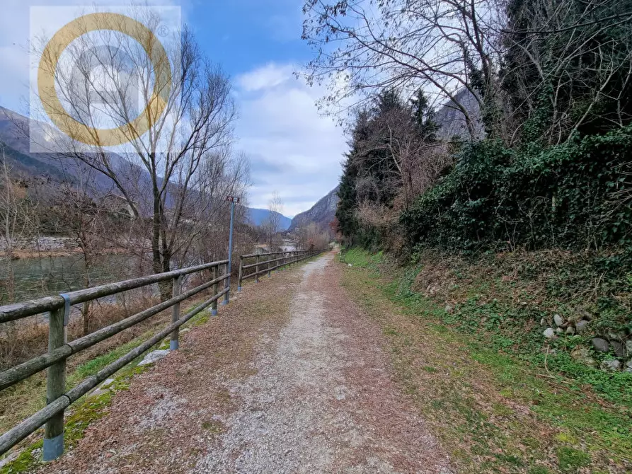 Immagine 9 di Rustico / casale in vendita  a Valbrenta