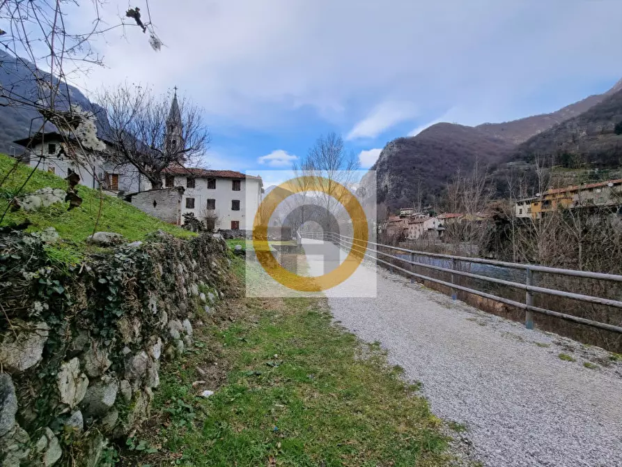 Immagine 13 di Rustico / casale in vendita  a Valbrenta