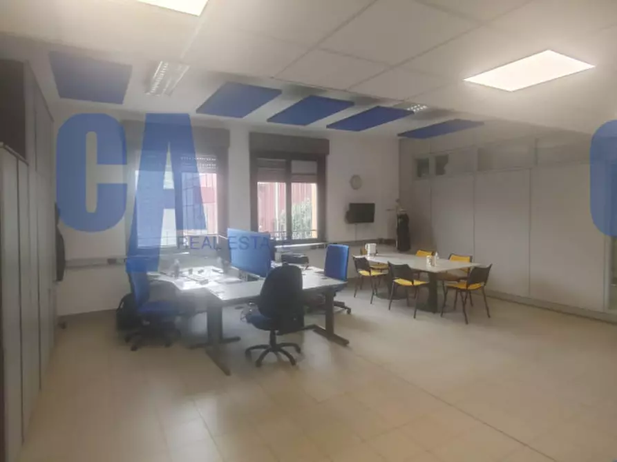 Immagine 8 di Palazzo in vendita  in VIA LINCOLN ABRAMO a Cinisello Balsamo