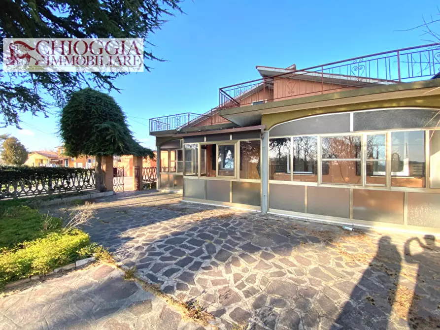 Immagine 1 di Casa bifamiliare in vendita  in strada dei 16 laghi a Chioggia