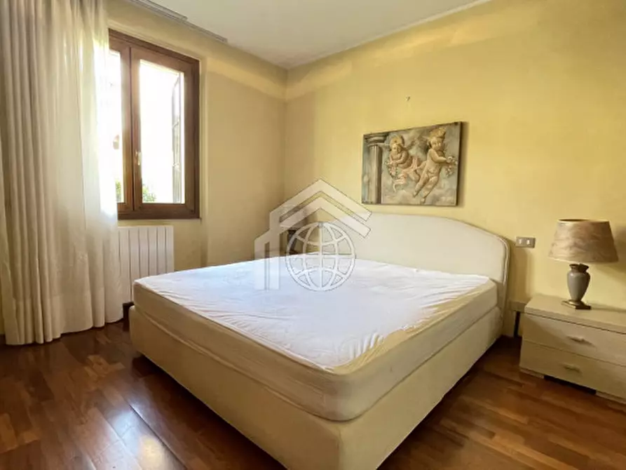 Immagine 15 di Appartamento in affitto  in Via Brenta a Padenghe Sul Garda