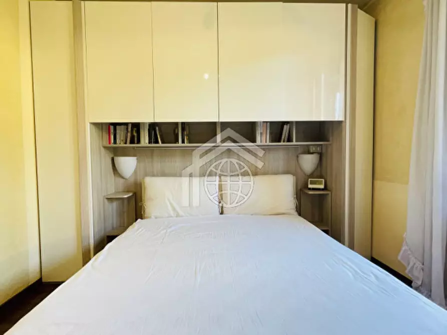 Immagine 19 di Appartamento in affitto  in Via Brenta a Padenghe Sul Garda