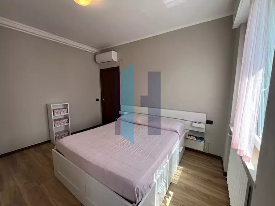 Immagine 15 di Appartamento in vendita  in Via Puccini a Curno