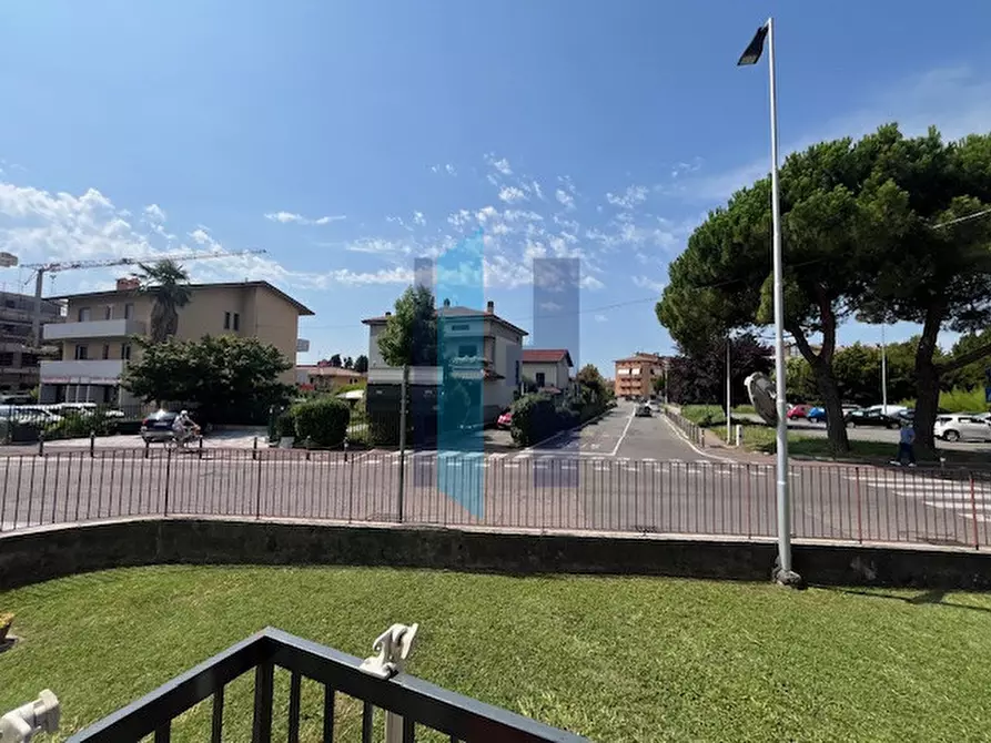 Immagine 17 di Appartamento in vendita  in Via Puccini a Curno