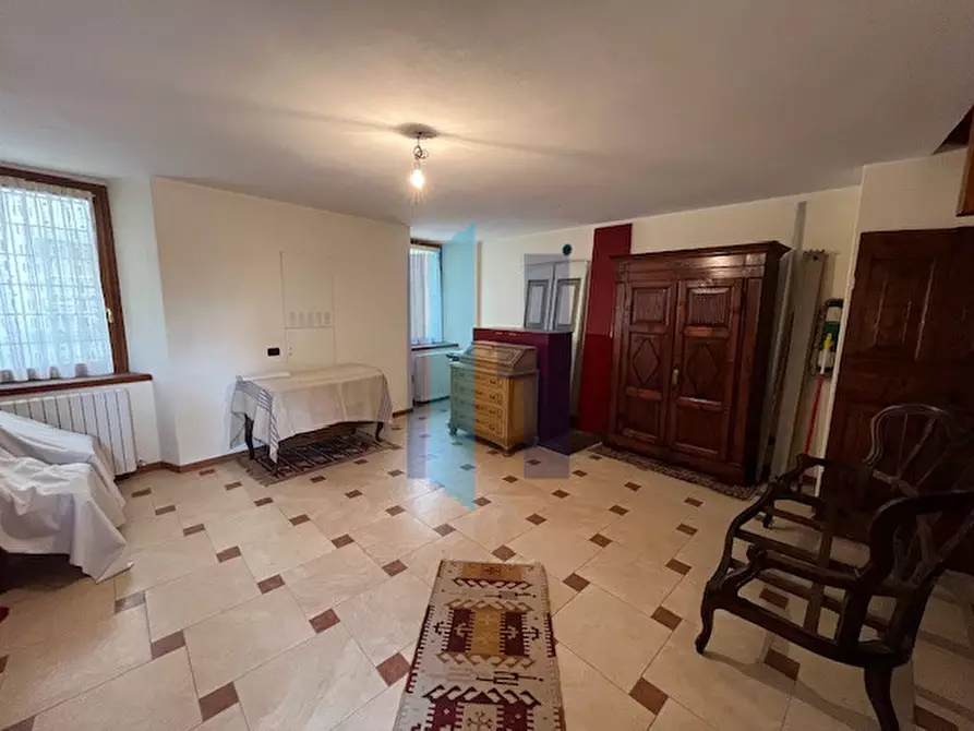 Immagine 4 di Appartamento in vendita  in Via Luigi Gamba a Curno