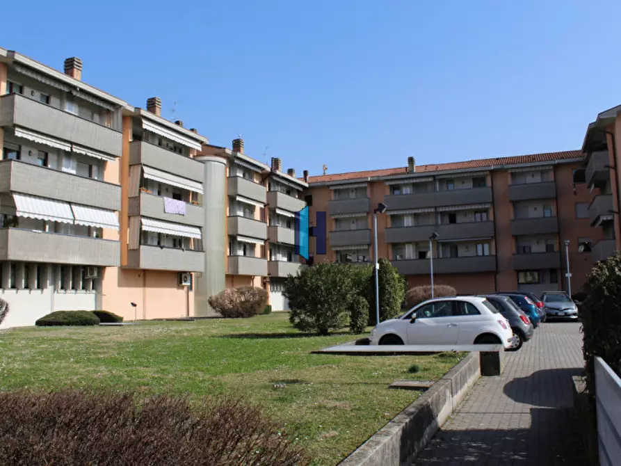 Immagine 1 di Appartamento in vendita  in Via Terzi di Sant' Agata a Curno