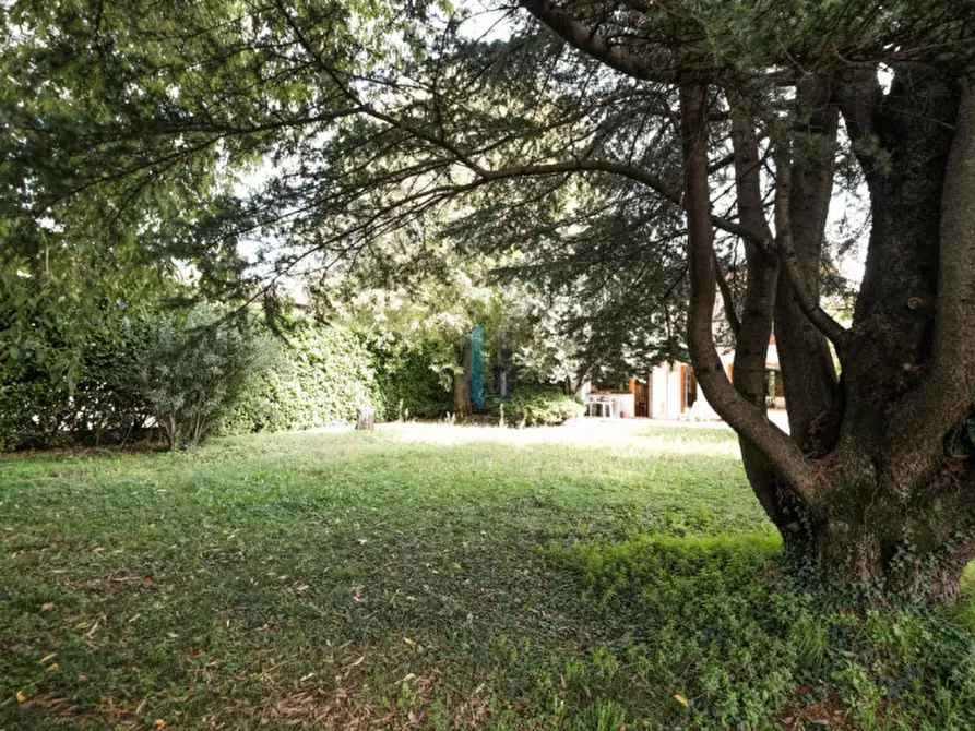 Immagine 3 di Villa in vendita  in Via Emilia a Curno