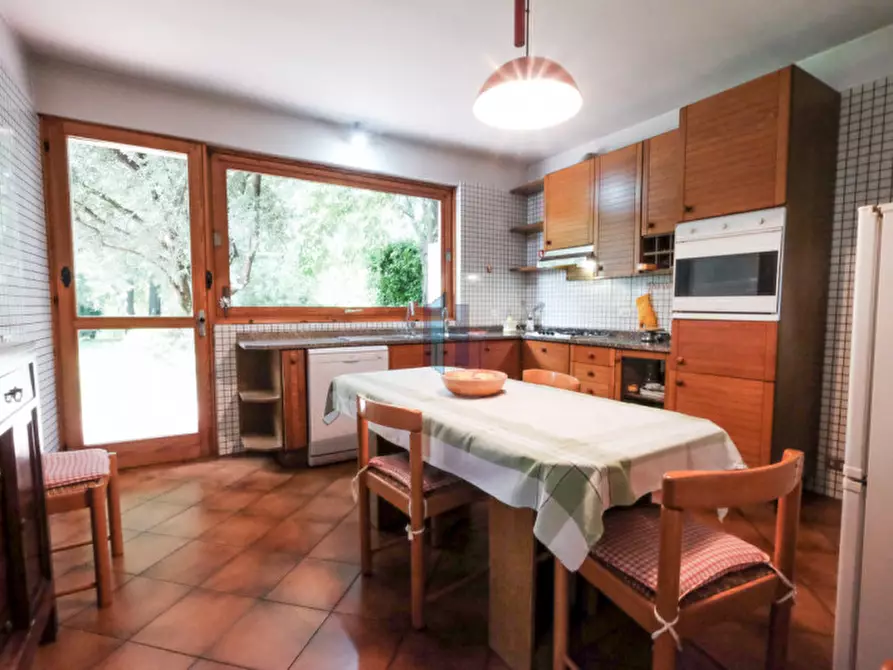 Immagine 18 di Villa in vendita  in Via Emilia a Curno