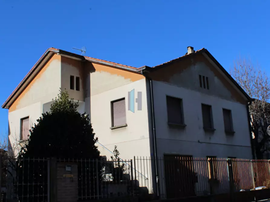 Immagine 1 di Casa indipendente in vendita  in Via Piatti a Mozzo