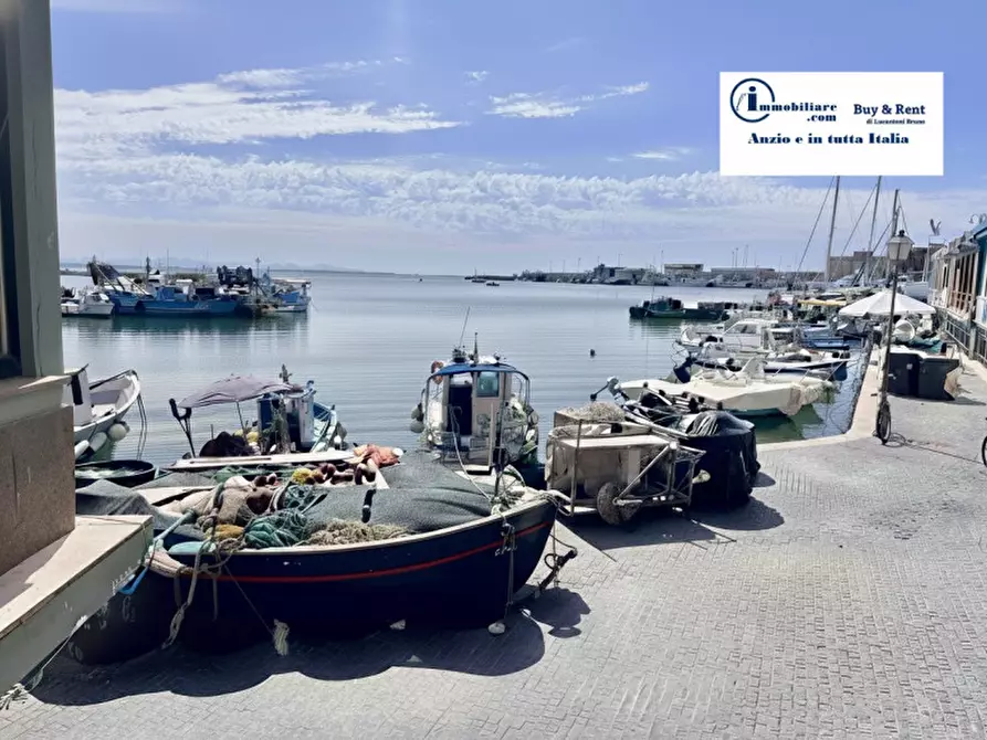Immagine 2 di Appartamento in vendita  in Corso del Popolo angolo Riviera Zanardelli a Anzio