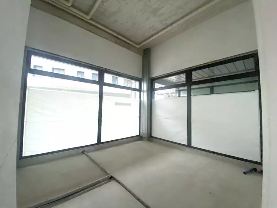 Immagine 6 di Negozio in affitto  in VIALE BOVIO a Cesena