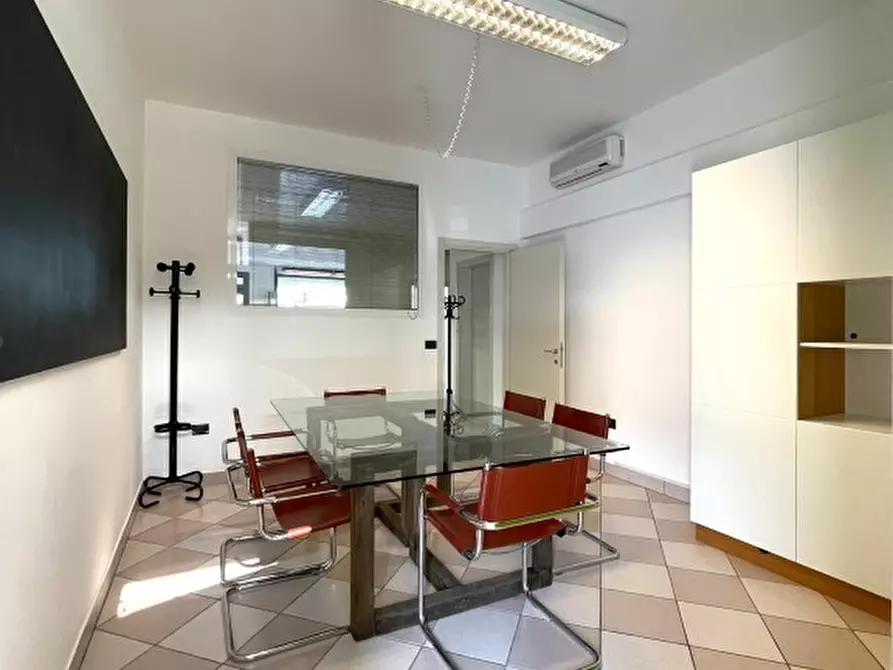 Immagine 3 di Ufficio in affitto  a Montebelluna