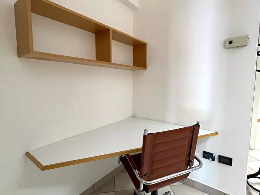 Immagine 11 di Ufficio in affitto  a Montebelluna