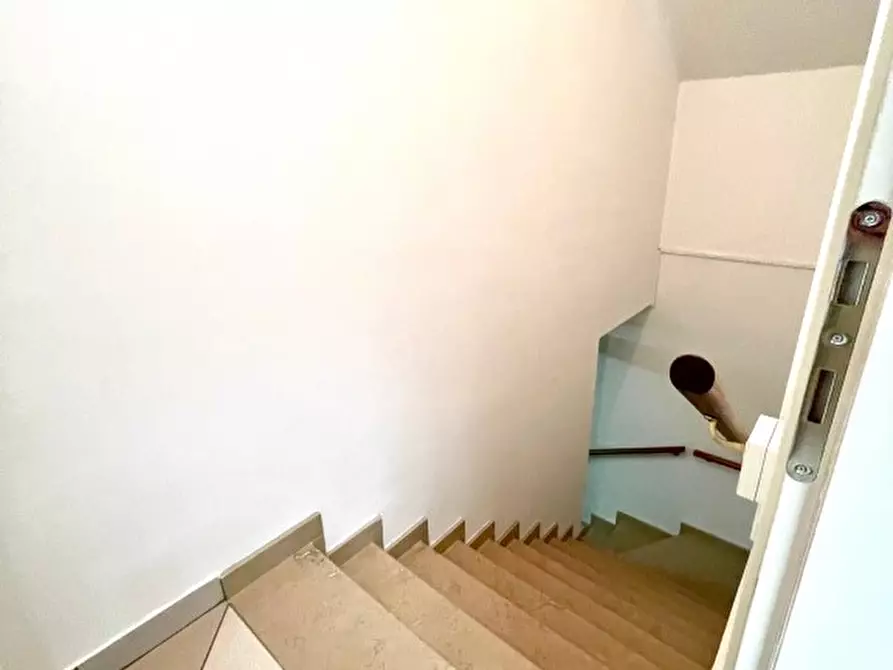 Immagine 15 di Ufficio in affitto  a Montebelluna