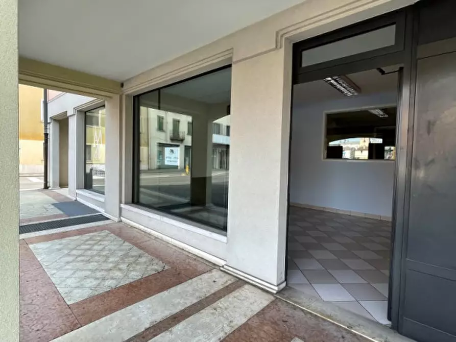 Immagine 20 di Ufficio in affitto  a Montebelluna