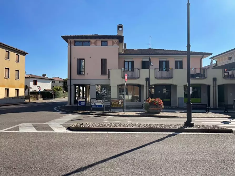 Immagine 25 di Ufficio in affitto  a Montebelluna