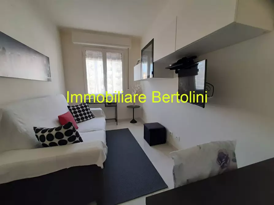 Immagine 5 di Appartamento in vendita  in via primo maggio a Bordighera